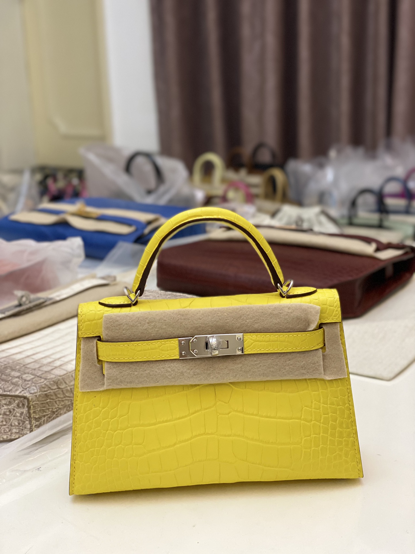 Hermes Kelly Mini II Bag 19CM In Yellow Matte Alligator Leather